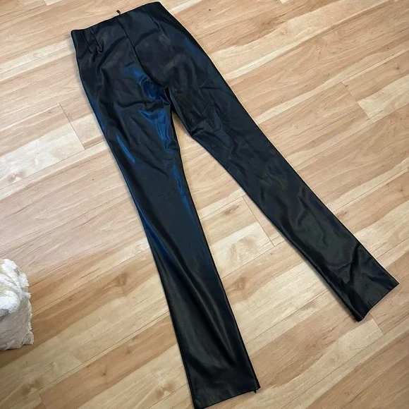 Black Zara mid rise faux leather pants - Picture 2 of 8